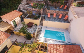 Four-Bedroom Holiday Home in Metkovic